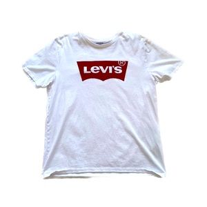 Levi’s Classic Red Logo Tee Shirt XL